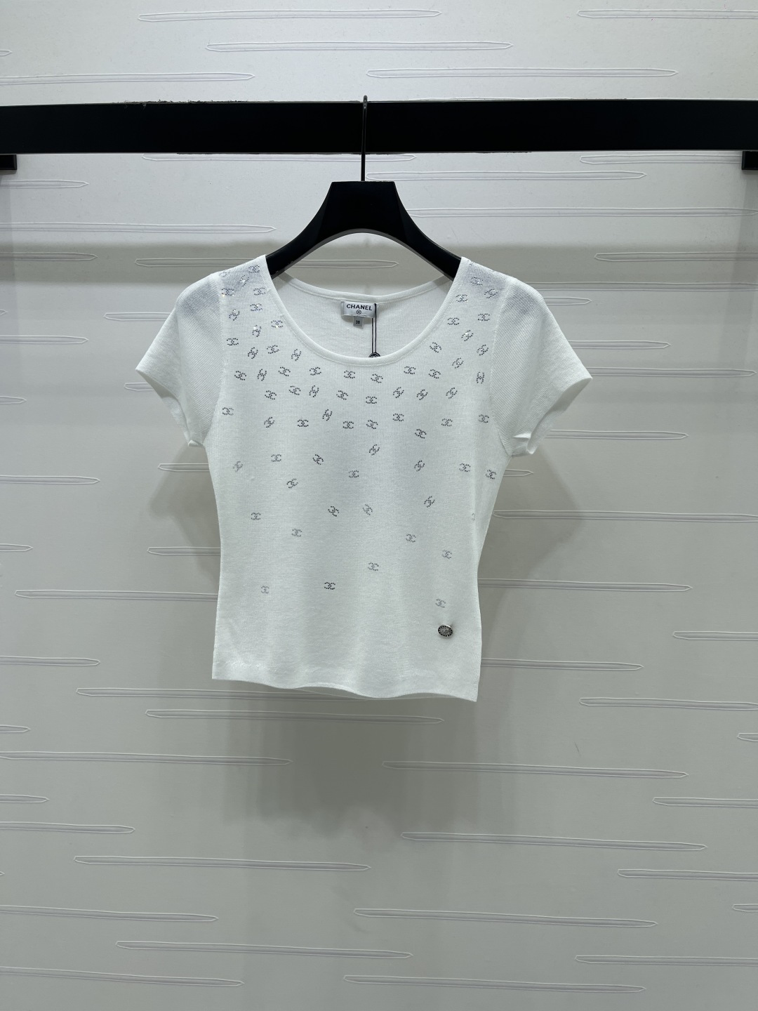 Women's short sleeves